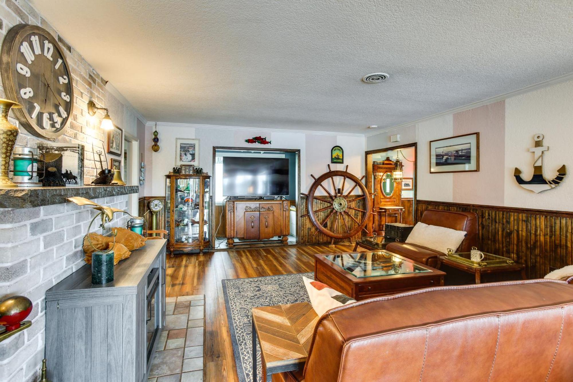 Tacoma Home On Steilacoom Lake With Dock! Exterior photo