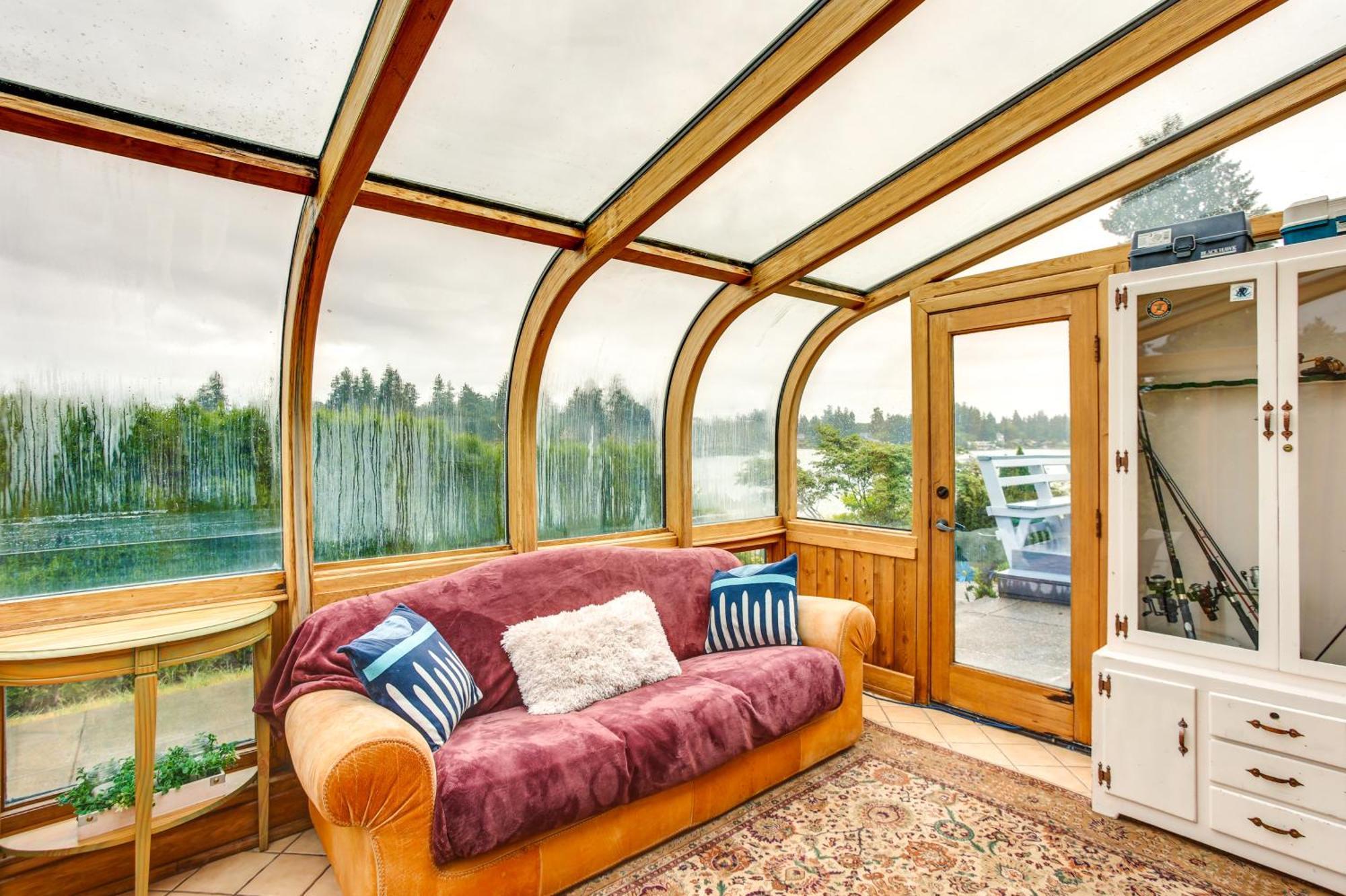 Tacoma Home On Steilacoom Lake With Dock! Exterior photo