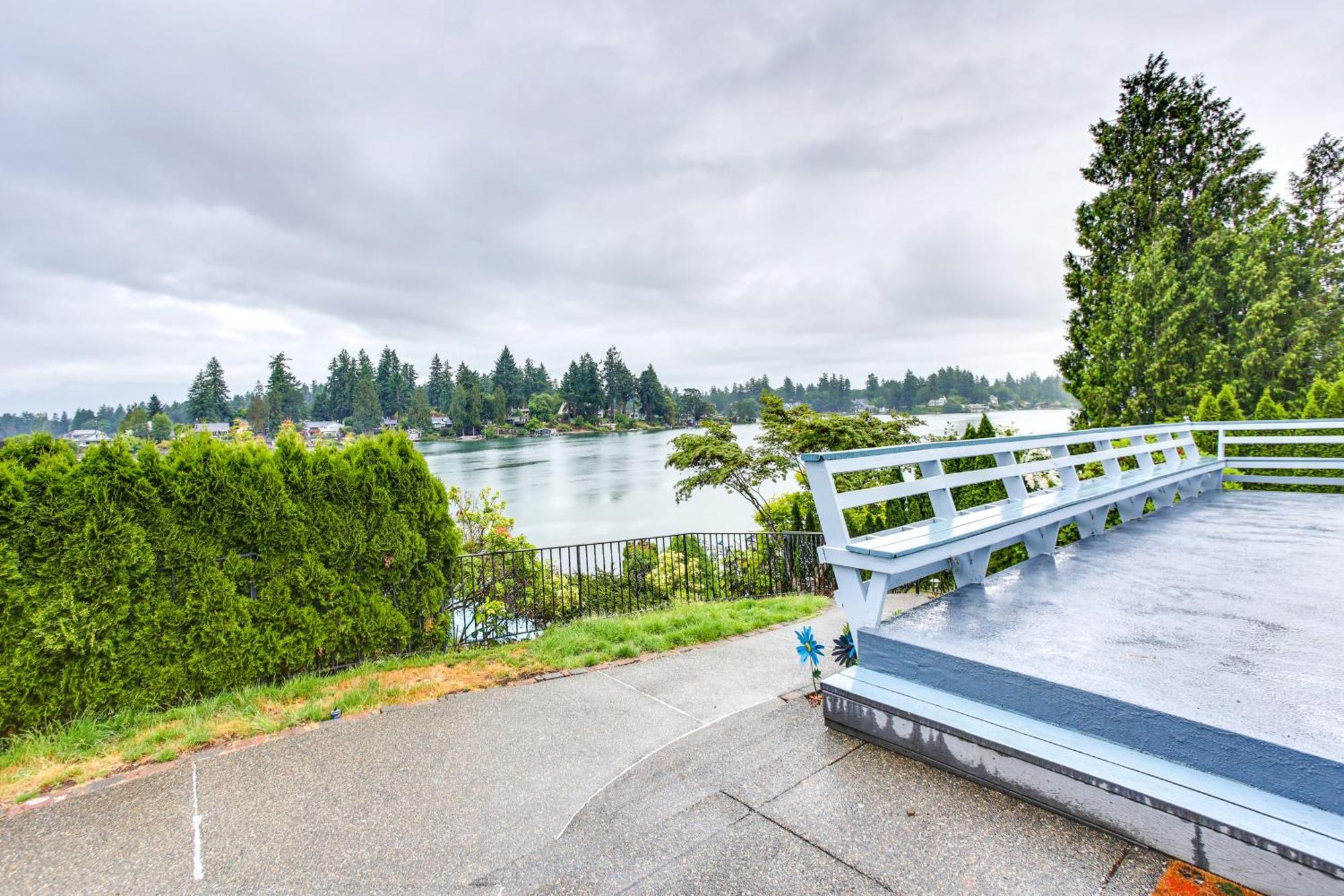 Tacoma Home On Steilacoom Lake With Dock! Exterior photo