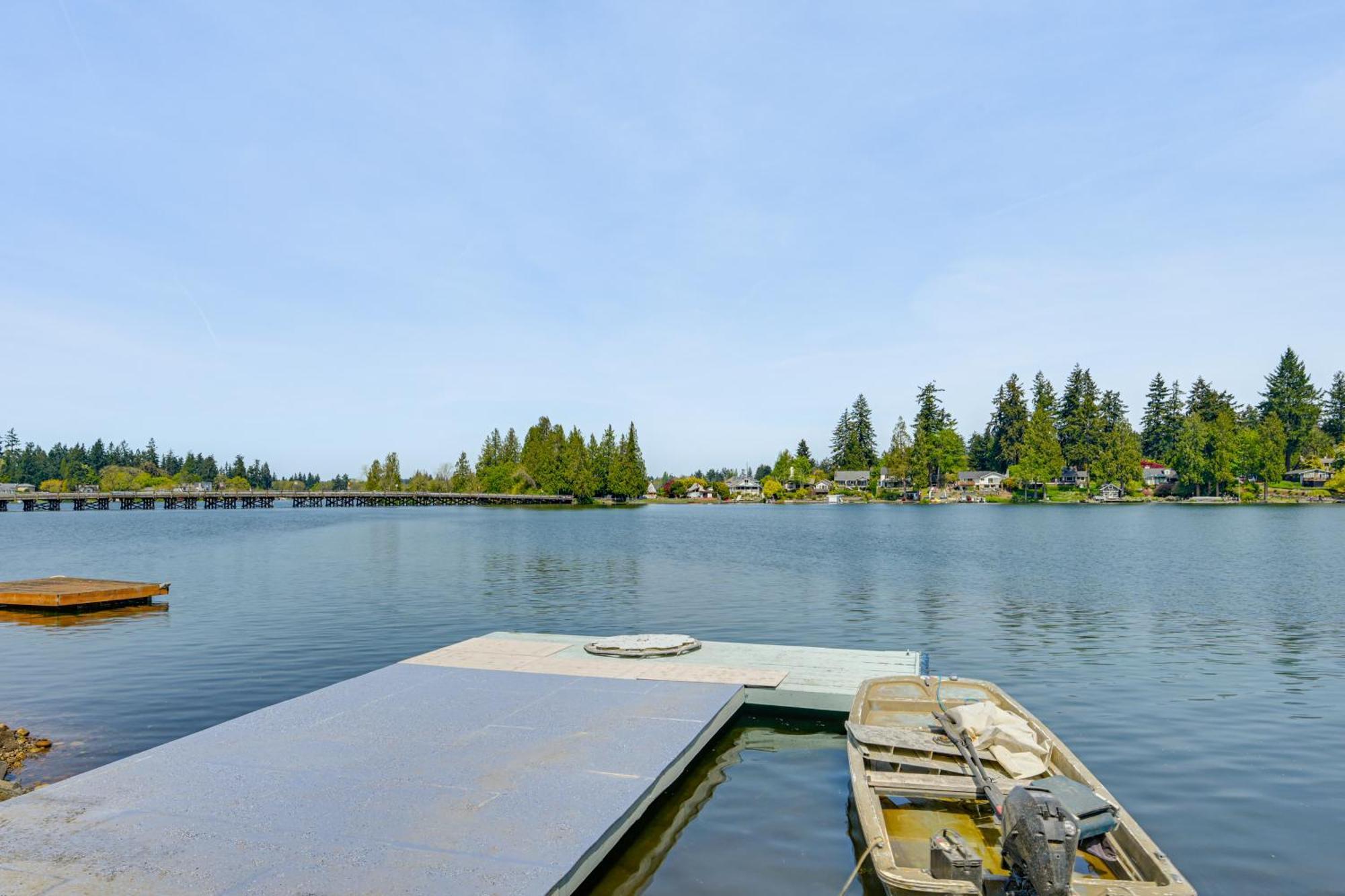 Tacoma Home On Steilacoom Lake With Dock! Exterior photo