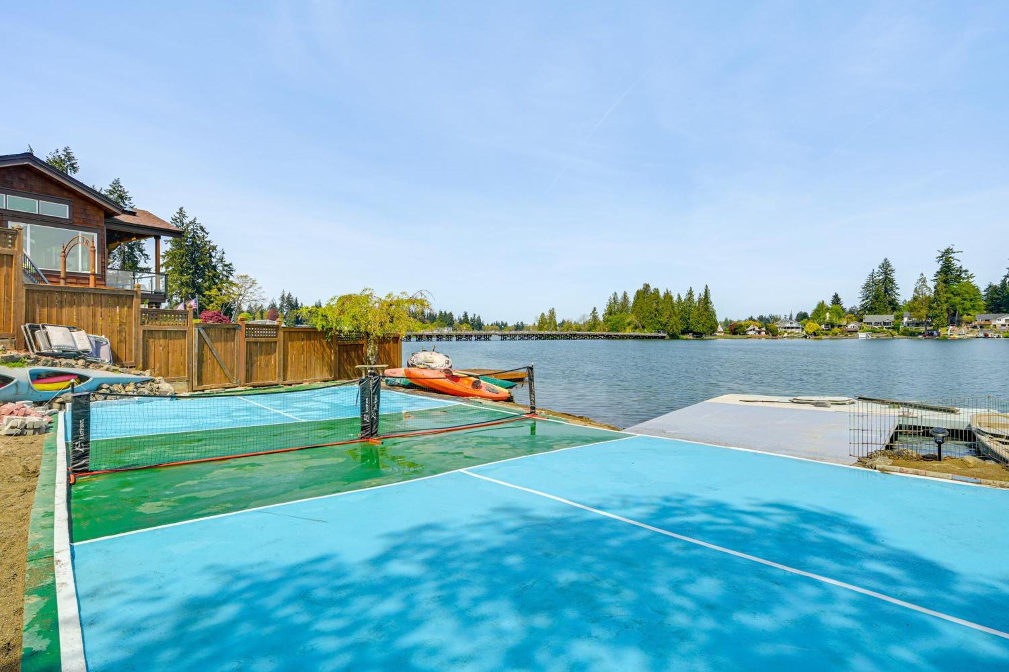 Tacoma Home On Steilacoom Lake With Dock! Exterior photo
