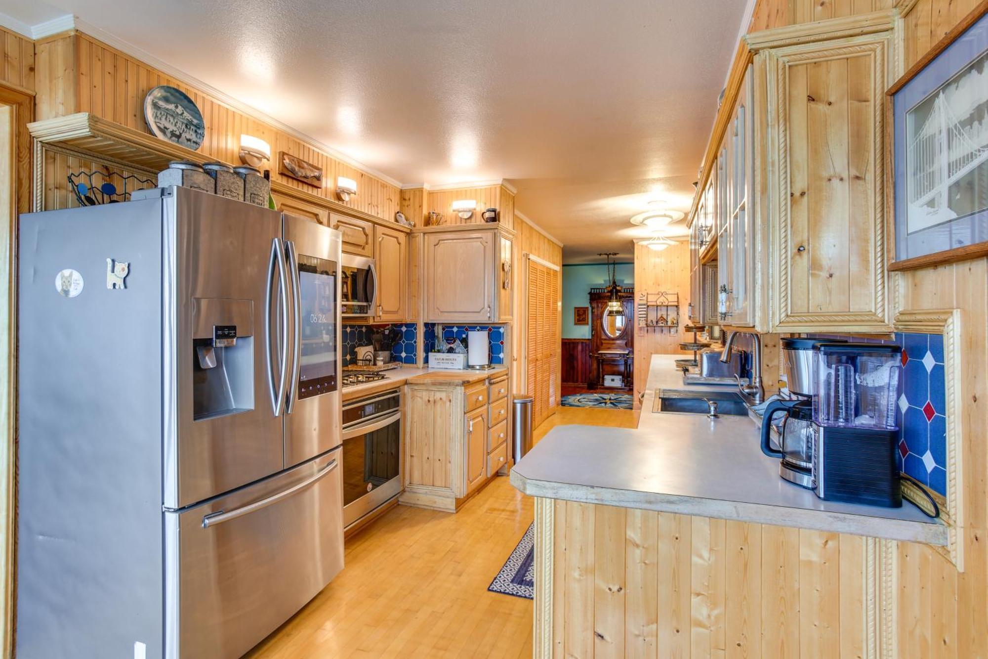 Tacoma Home On Steilacoom Lake With Dock! Exterior photo